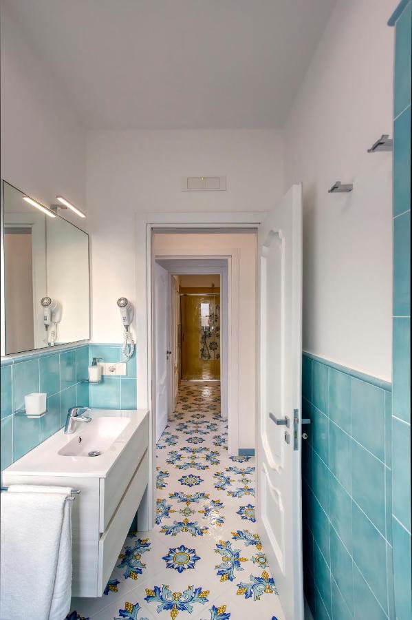 Domus Teresia - Amalfi Coast Apartment Furore Exterior photo